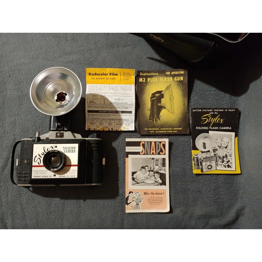 Vintage 1950s Stylex Folding Camera, Flash, Instructions, Carry Case *SEE PICS*